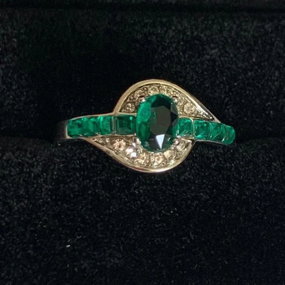Silver 925 Green and Clear Crystals Ring